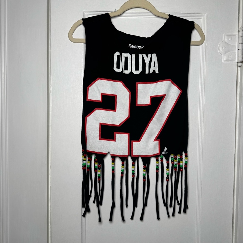 Reebok Blackhawk Oduya Beaded Fringe Cropped Sports Team Logo Small - Picture 7 of 12